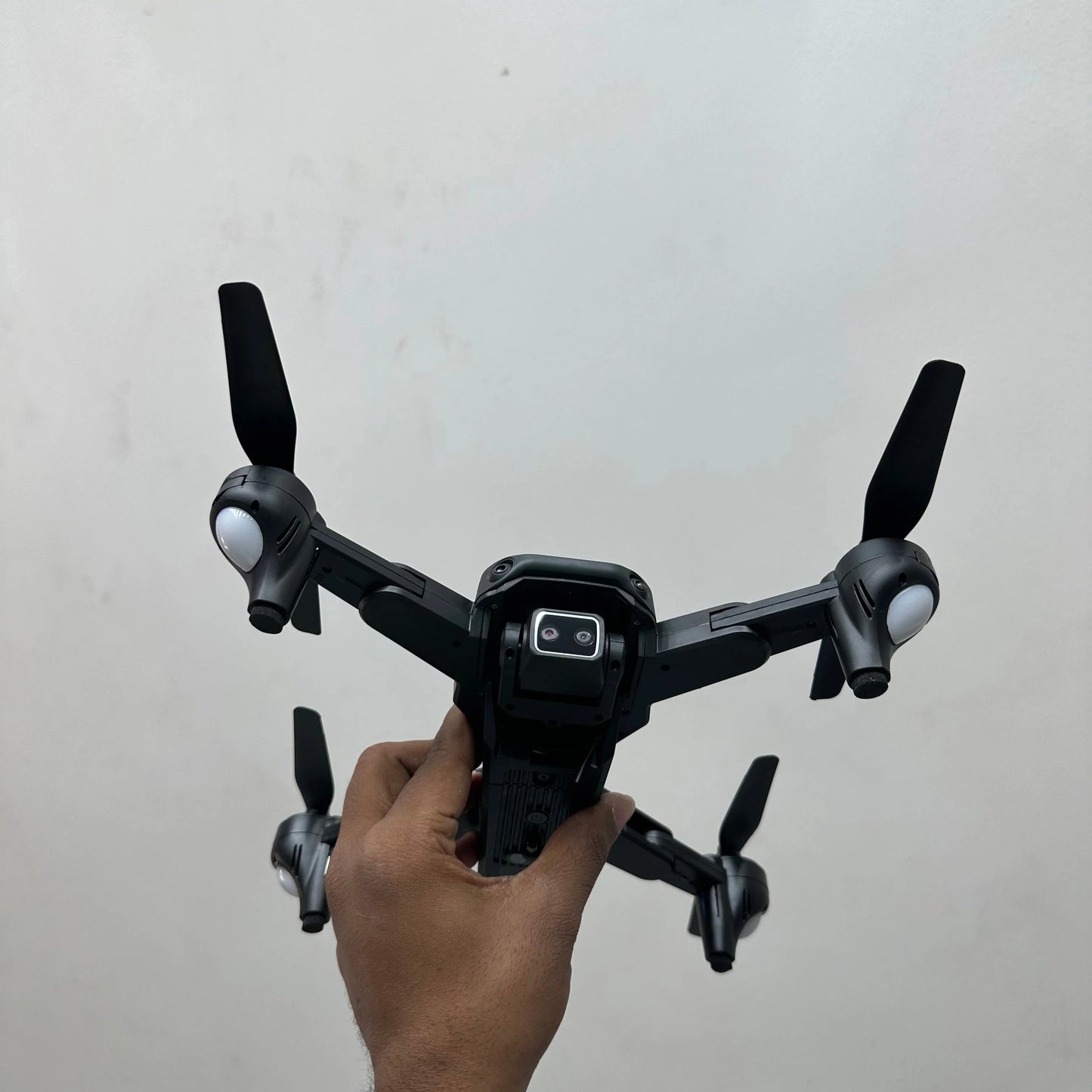 LH-68 Pro Drone: 4K HD Dual Camera with WiFi FPV & Remote Control